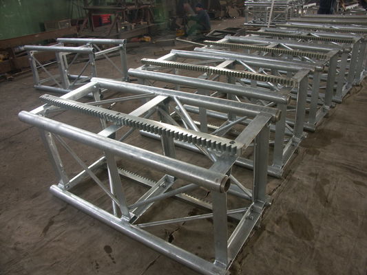 8.0mm Thickness 650x650mm Mast Section Hoist Spare Parts
