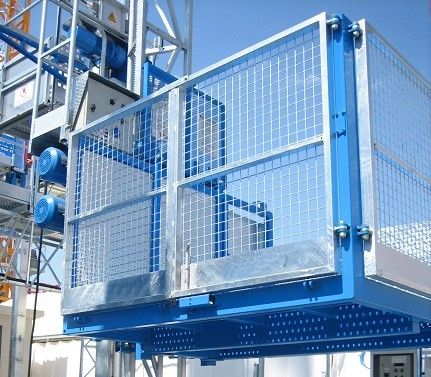 Open Top Cage 2ton 22m/Min Construction Material Lifting Hoist In Building Site construction site hoist