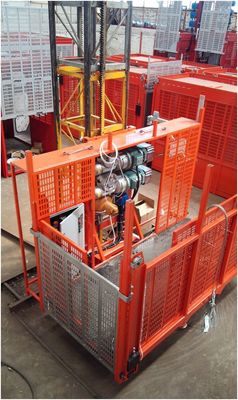 Hot Galvanized Mast 21m/Min 2000kg Rack And Pinion Construction Hoist For Material