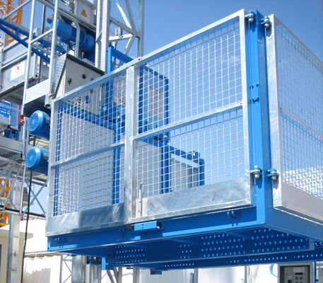 1.6ton Building Construction Hoist , 300m Passenger And Material Hoist