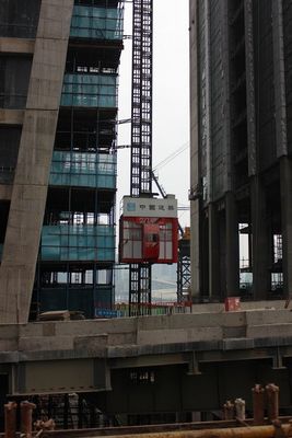 Single Cage 110kw Temporary Construction Elevators 96m/Min Construction Man Lift