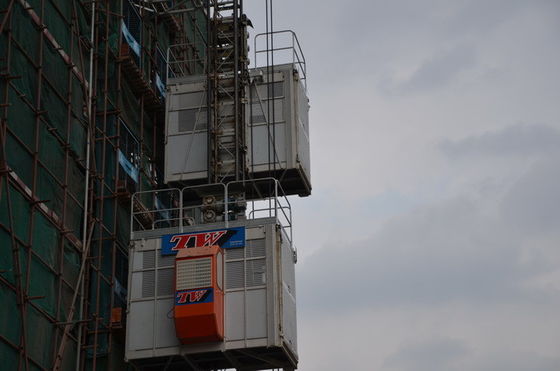 Intelligent SC200/200 58m/Min Building Material Hoist In Construction Site