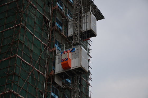 SC300/300 Construction Hoist Elevator , 3000kg/Cage Rack Pinion Hoist