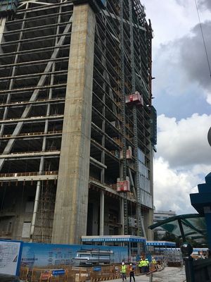 Passenger 3000kg 63m/Min Building Construction Hoist Middle Speed