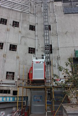 Building Site 110kw 300m Rack And Pinion Construction Hoist Hot Galvanized
