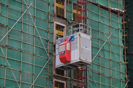 SC300/300 Construction Hoist Elevator , 3000kg/Cage Rack Pinion Hoist